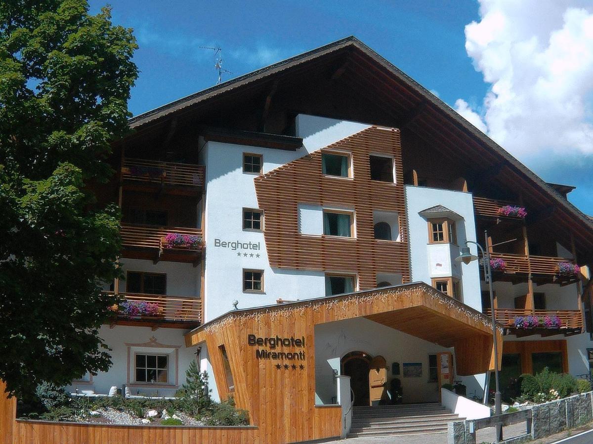 Berghotel Miramonti Tesero Εξωτερικό φωτογραφία