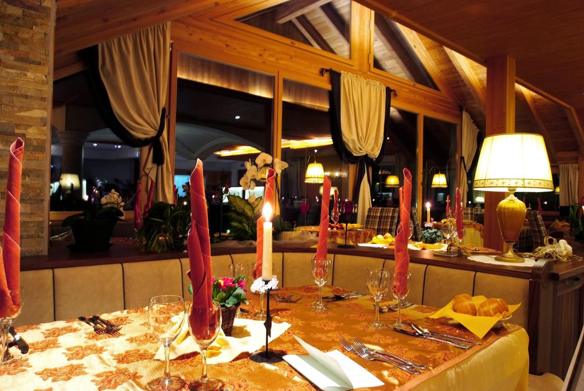 Berghotel Miramonti Tesero Εξωτερικό φωτογραφία